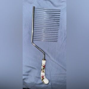 Vintage Sheffield Cake Slicer